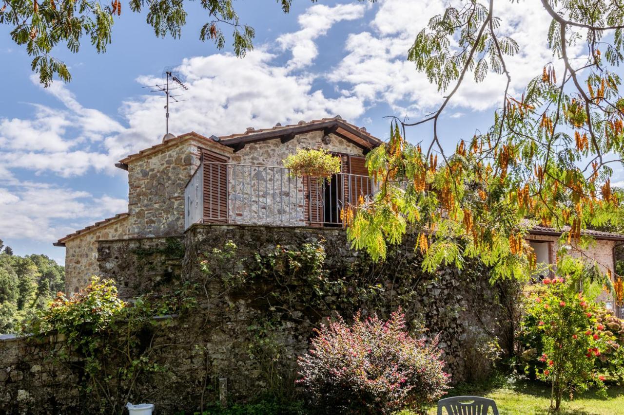 Al Giardino Degli Ulivi Guest House Santa Maria Albiano Exterior foto